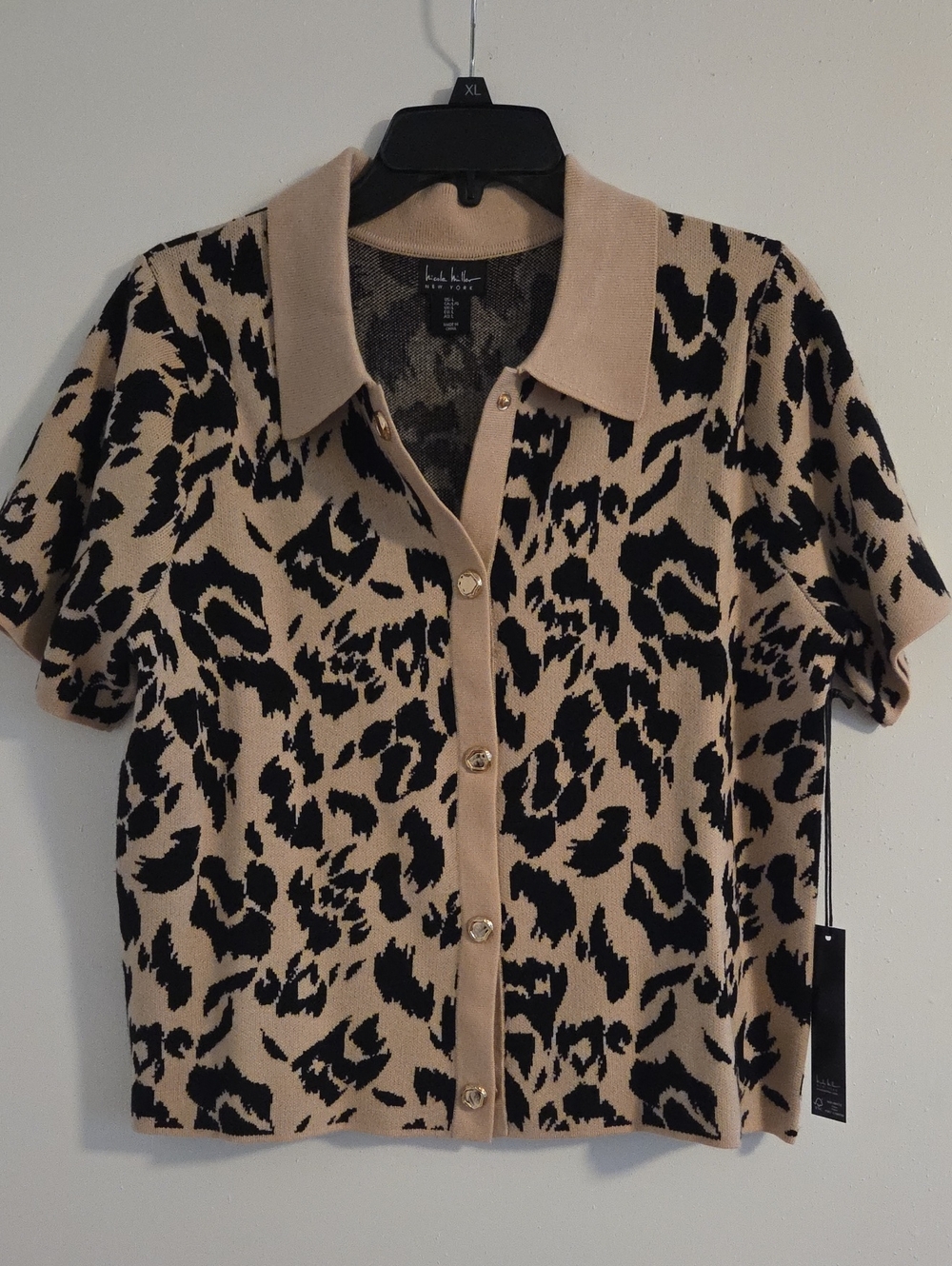 Nicole Miller Beige and Black Leopard Short-Sleeve Button Cardigan